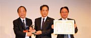 『AQUOS 8K』AX1シリーズが「CEATEC AWARD 2018 トータルソリューション部門グランプリ」を受賞