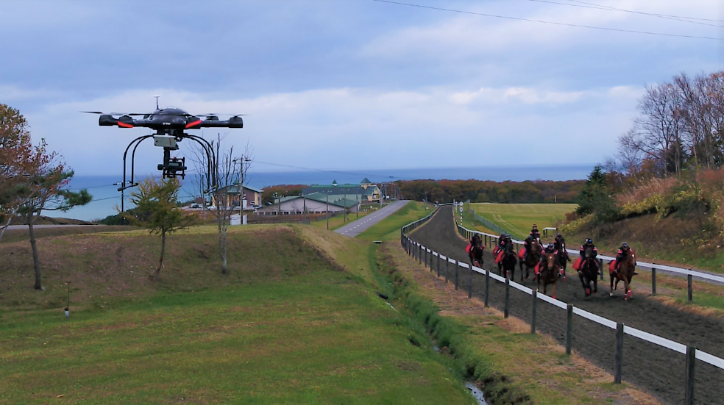 5gで軽種馬を育成支援 8kライブ映像を活用した実証試験を実施 ニュースリリース シャープ