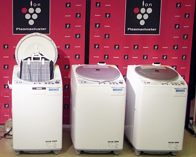 プラズマクラスター洗濯乾燥機 左から＜ES-TX820-A＞＜ES-TX820-P＞＜ES-TX920-N＞